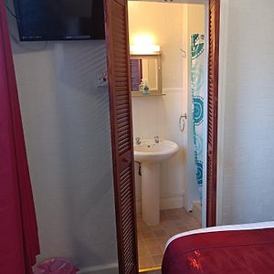 Private Bathroom Single Room